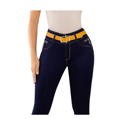 Detalle 3 botones tiro alto jean moldeador de abdomen