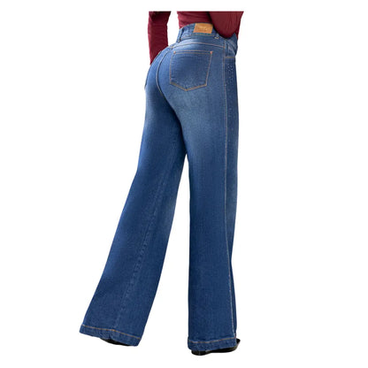 Detalle de corte bota campana y ajuste en cadera de jean push-up R1848.